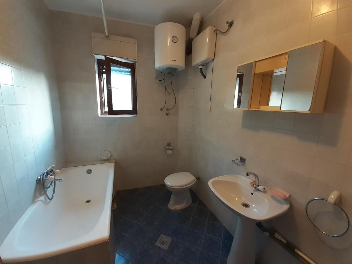 Stevovic Apartments Tivat Exterior foto